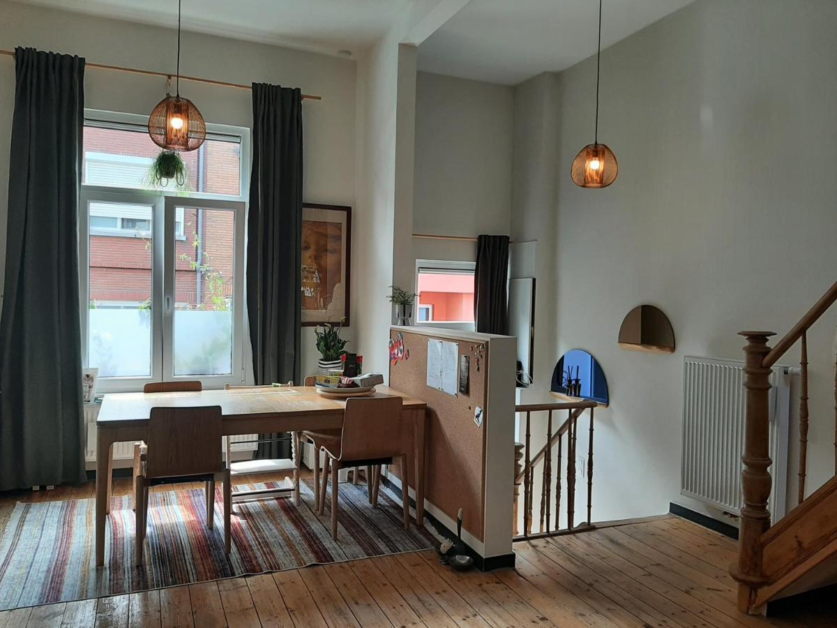 Charming House In Gand